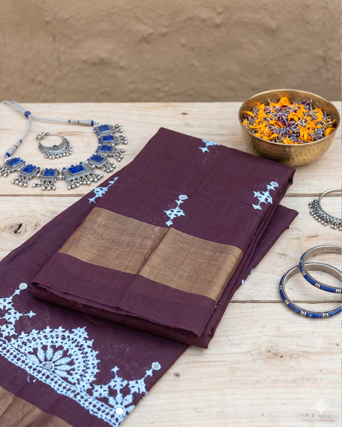 Earthy Sophistication: The Deep Umber Artisanal Set